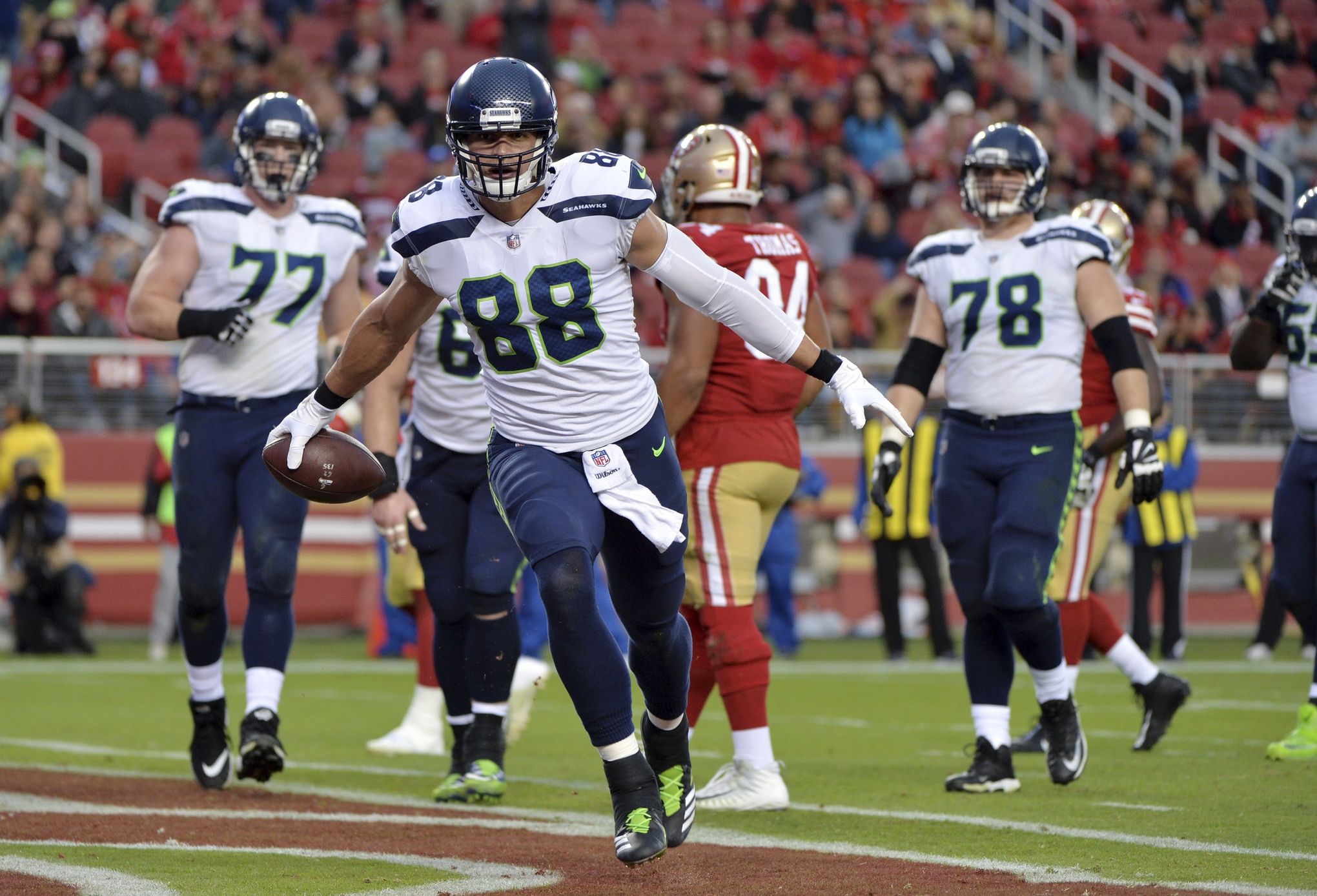 Jimmy Graham's 2-TD performance in Seahawks' win a perfect