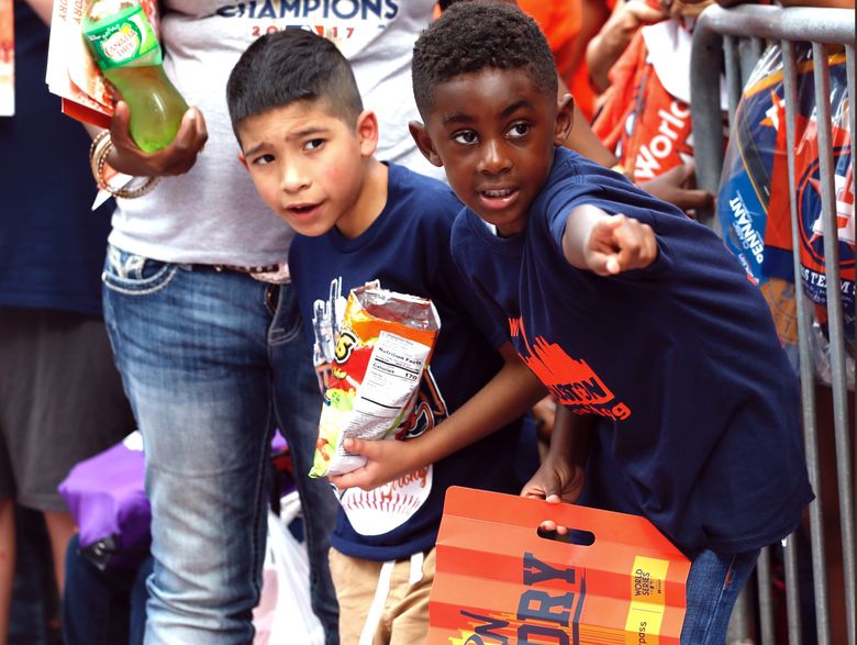 Fans celebrate Houston Astros' World Series win with parade - Seattle Sports