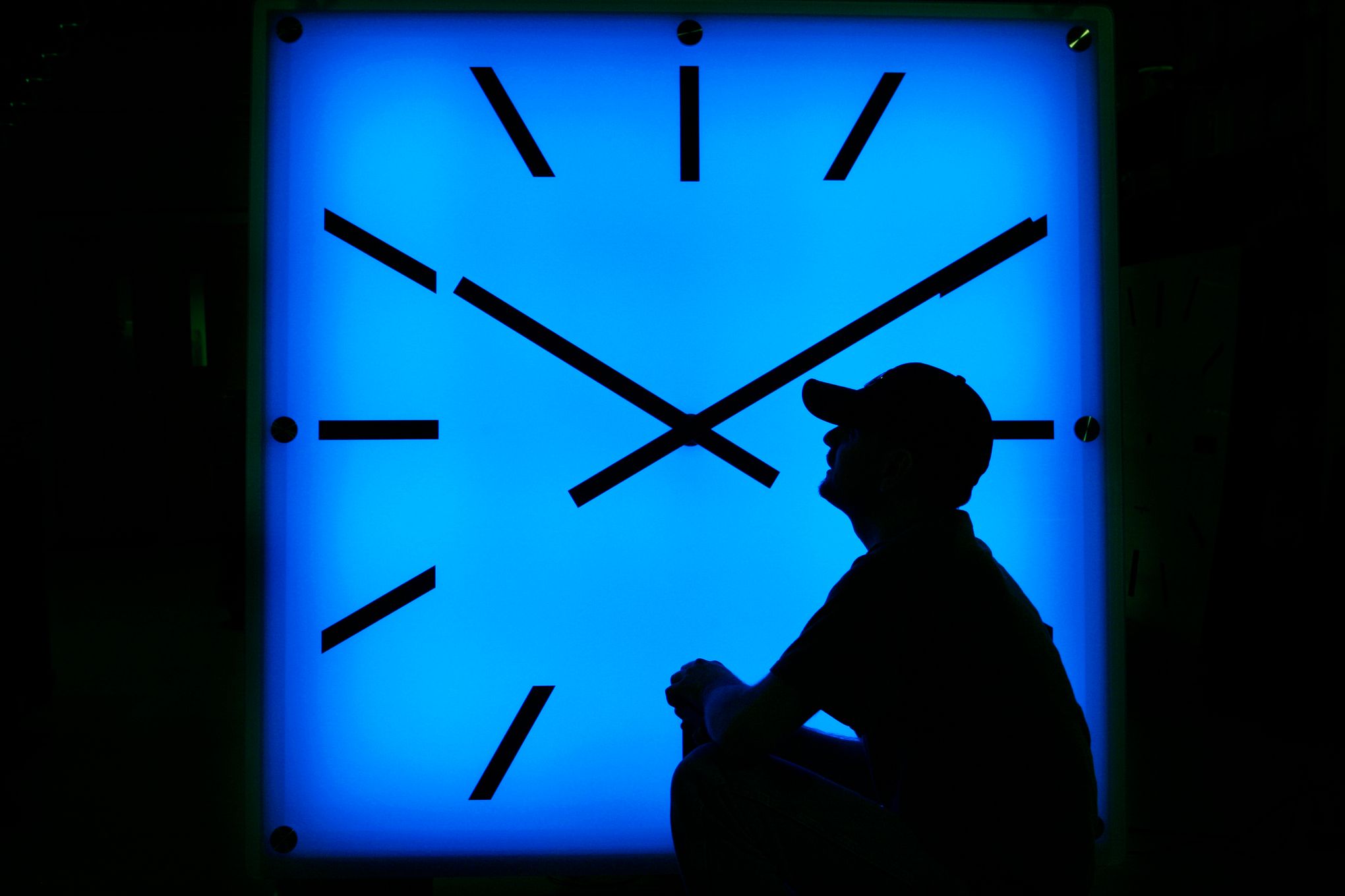 Daylight Savings Benefits: What are the advantages to changing your clocks  one hour?