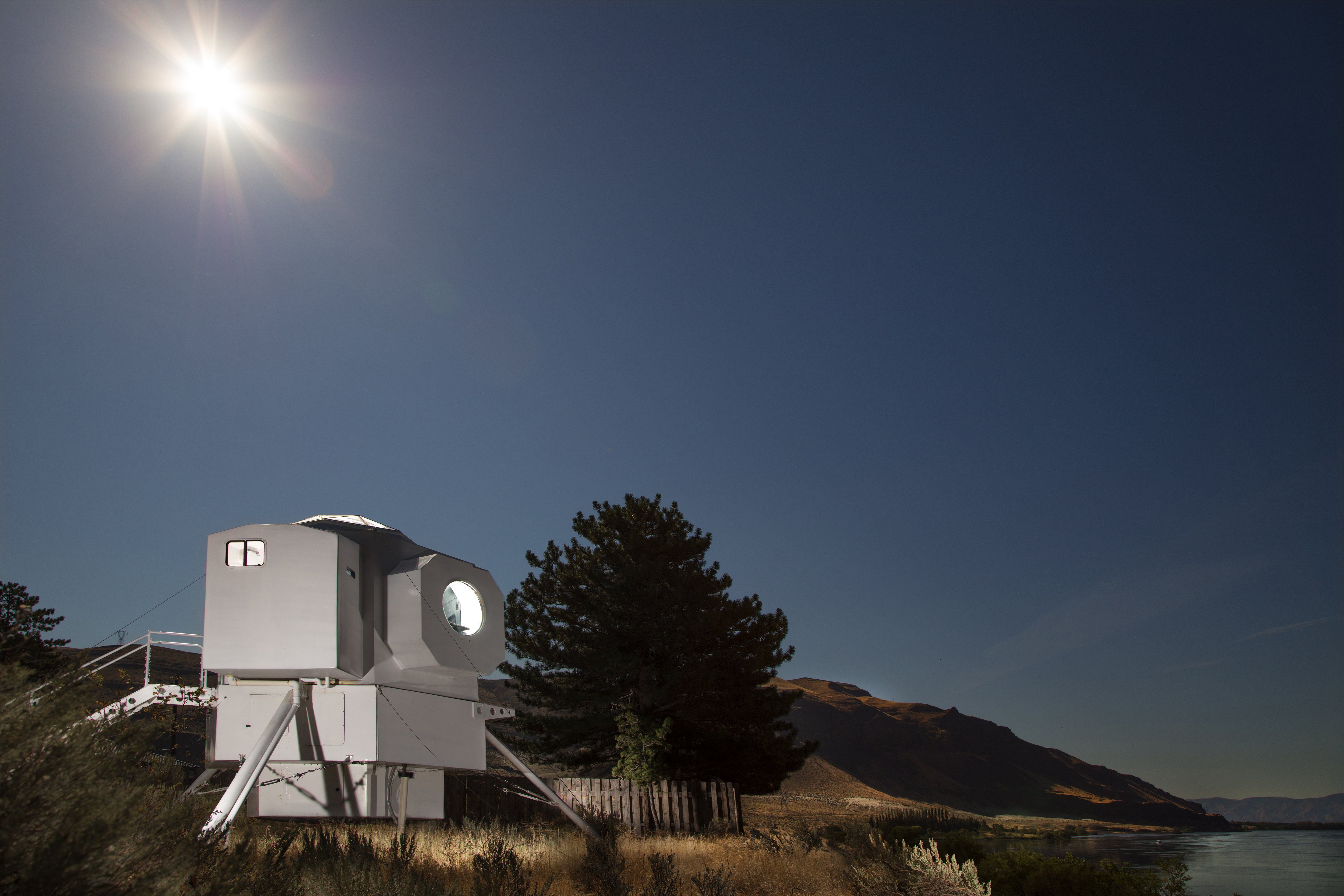 A naval architect adapts boatbuilding techniques to create an