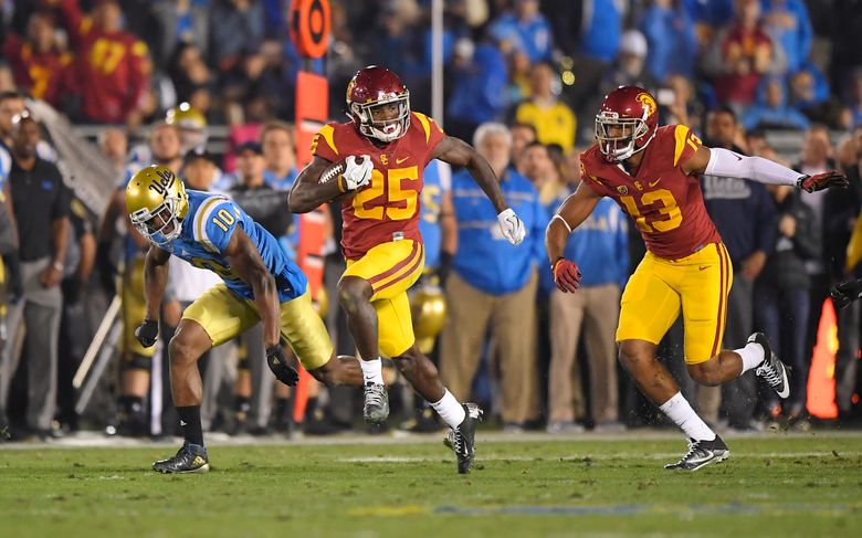 Lamar Jackson voted AP college football Player of the Year – The Denver Post