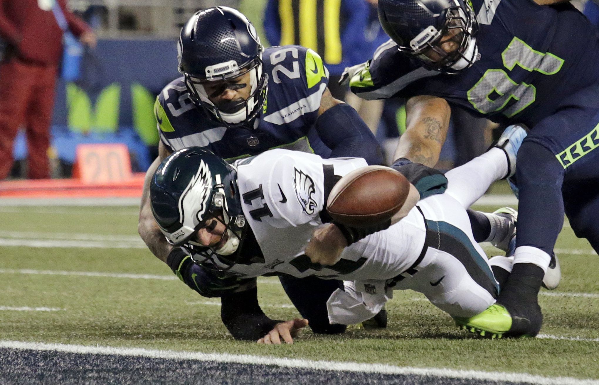 Replay: Struggling Eagles fall to Seahawks, 17-9 – thereporteronline