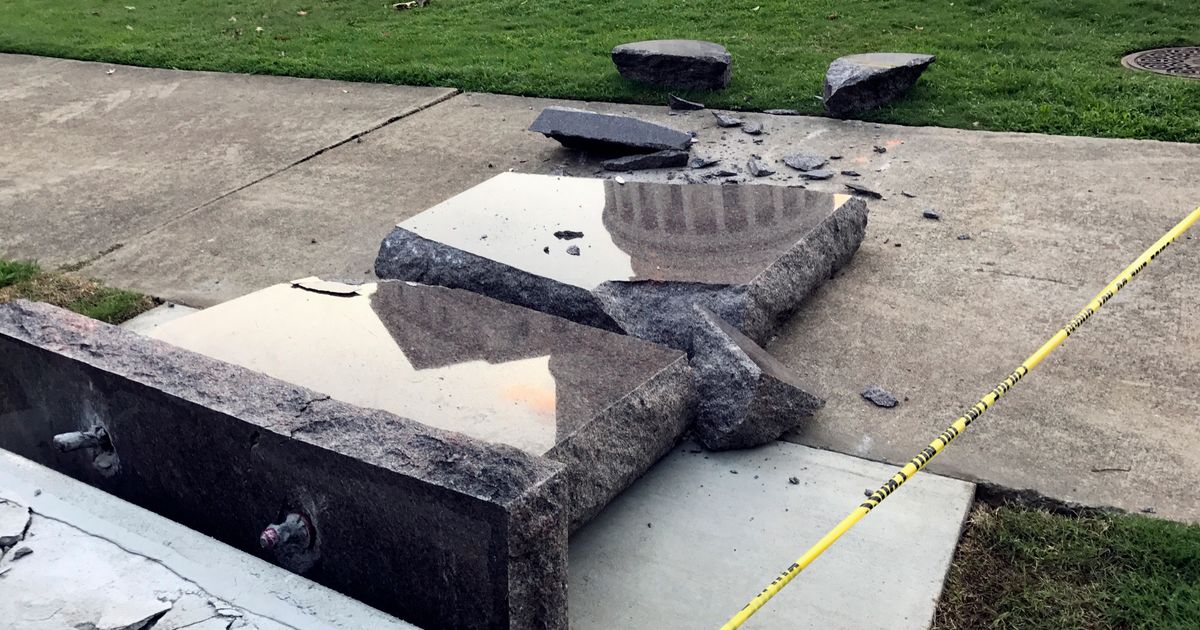 Arkansas panel clears way for new Ten Commandments marker The Seattle