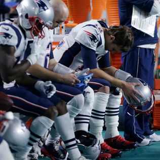 Tom Brady intercepted twice as Dolphins beat Patriots 27-20