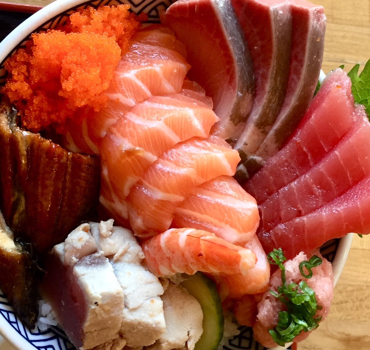 Fremont Bowl's chirashi lives up to the hype | The Seattle Times