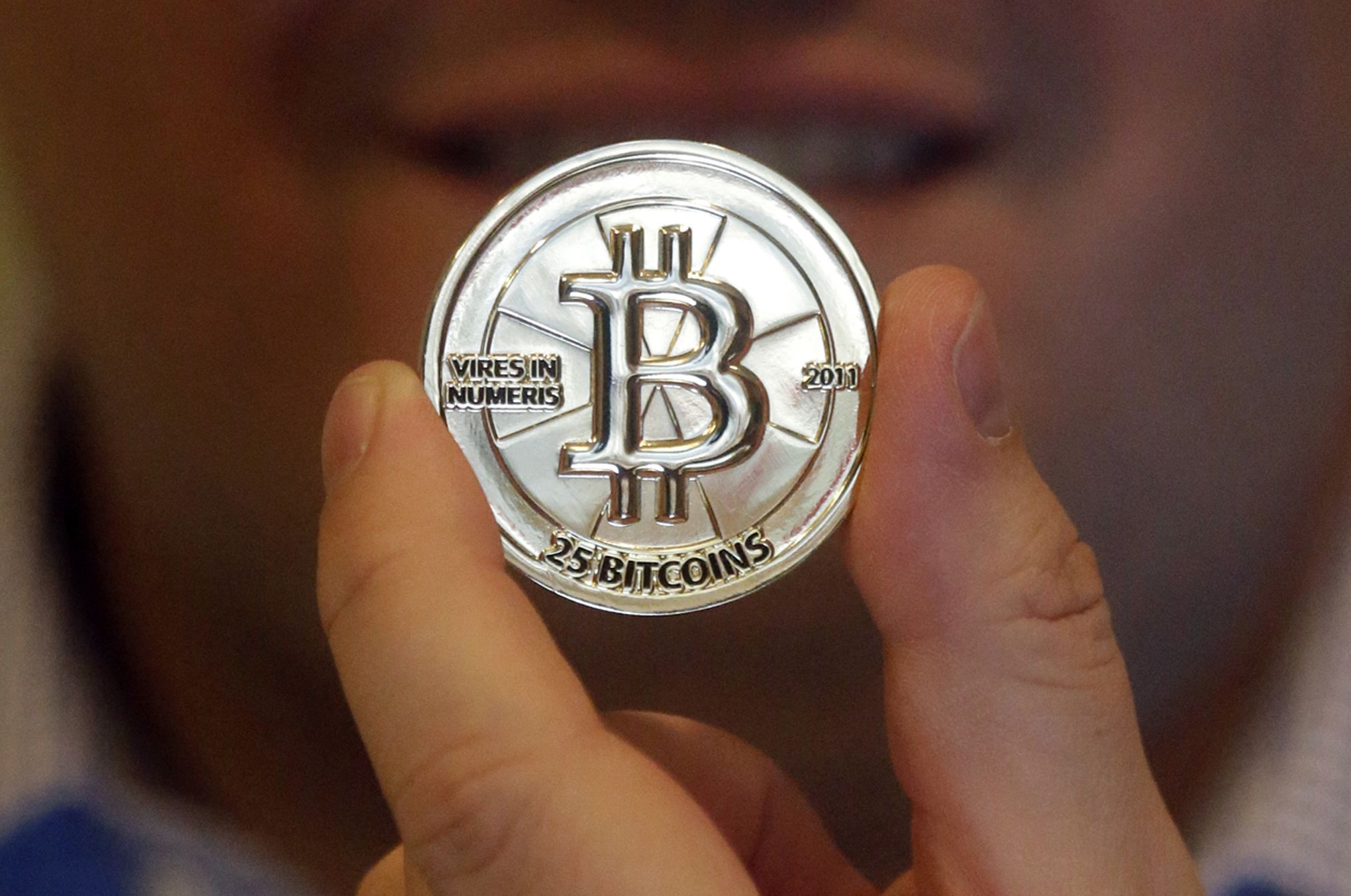 Venezuelans seeing bitcoin boom as survival, not speculation | The Seattle  Times