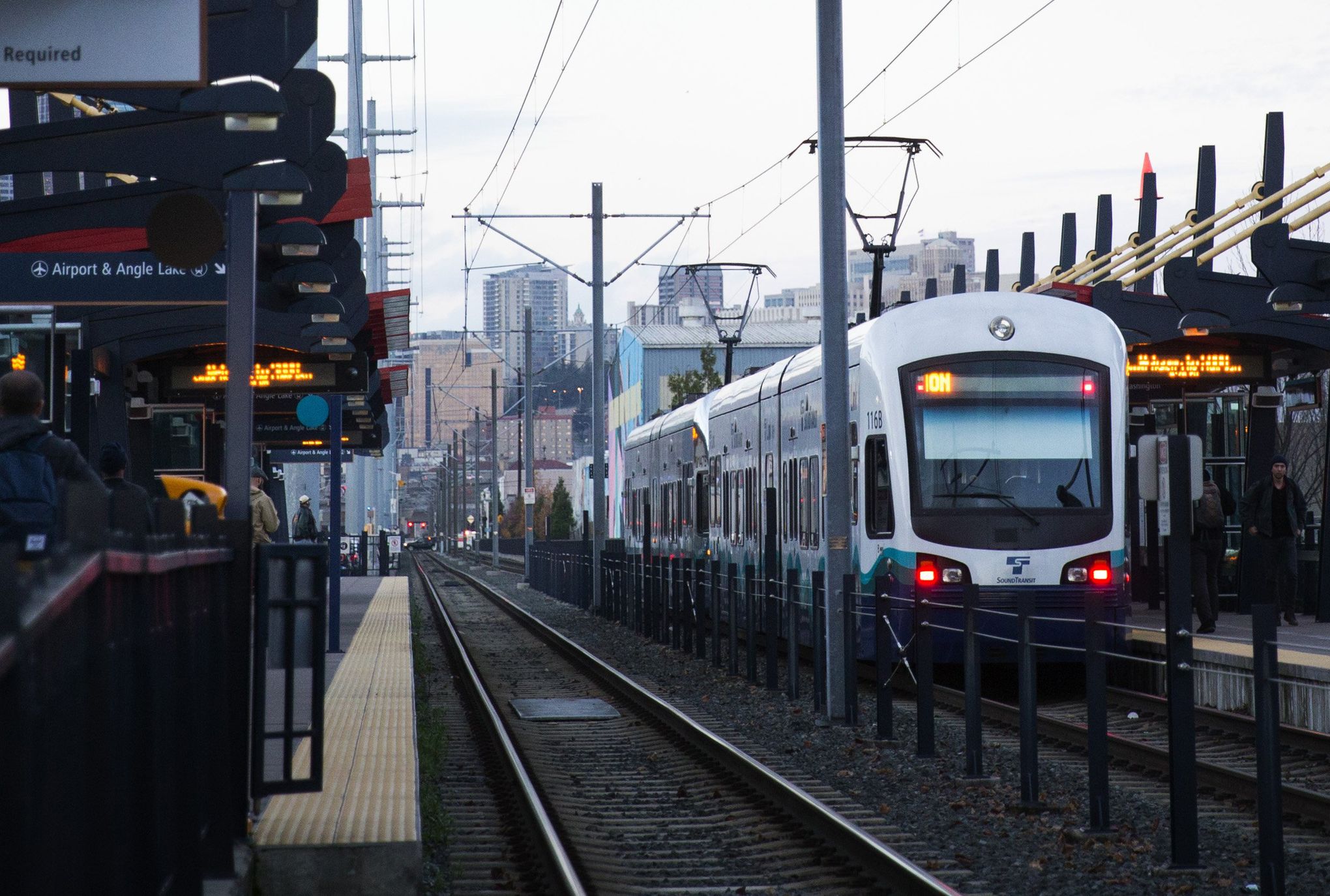 How to get to Seahawks Pro Shop in Seattle by Bus or Light Rail?