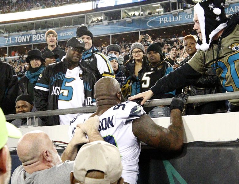 Fans take note of Seahawks' struggles, try to unload tickets for game vs.  woeful Jaguars