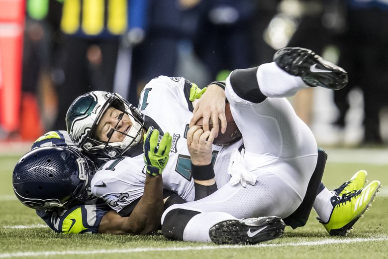 Seattle Seahawks - Blitz letting y'all know we're rocking white on white.  #GoHawks x Delta Air Lines