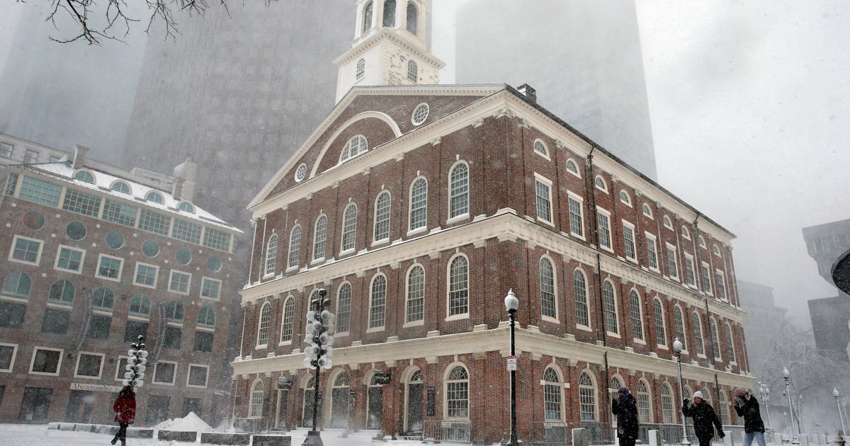 Boston’s Faneuil Hall closing for renovations The Seattle Times