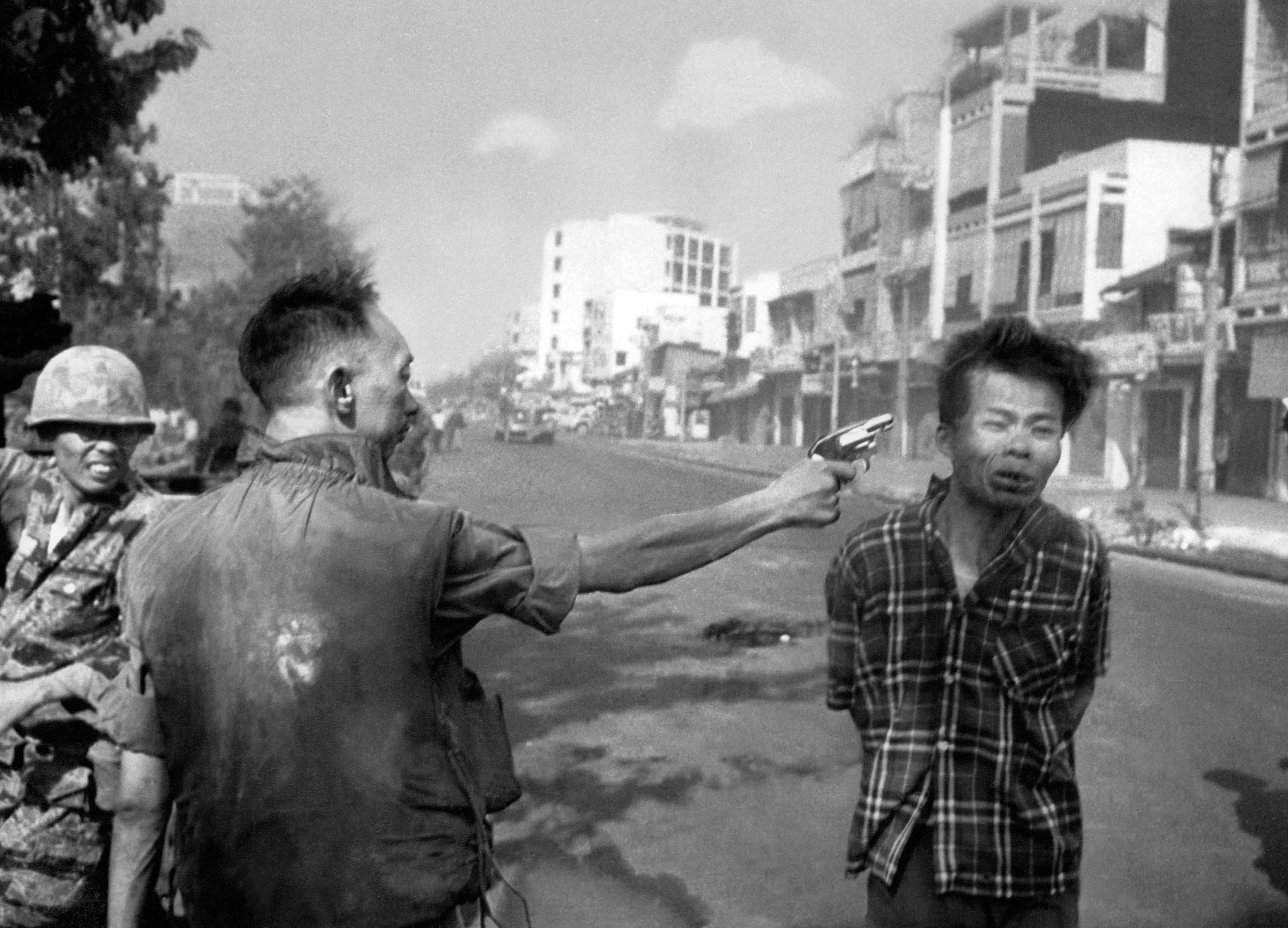 In an instant, Vietnam execution photo framed a view of war | The