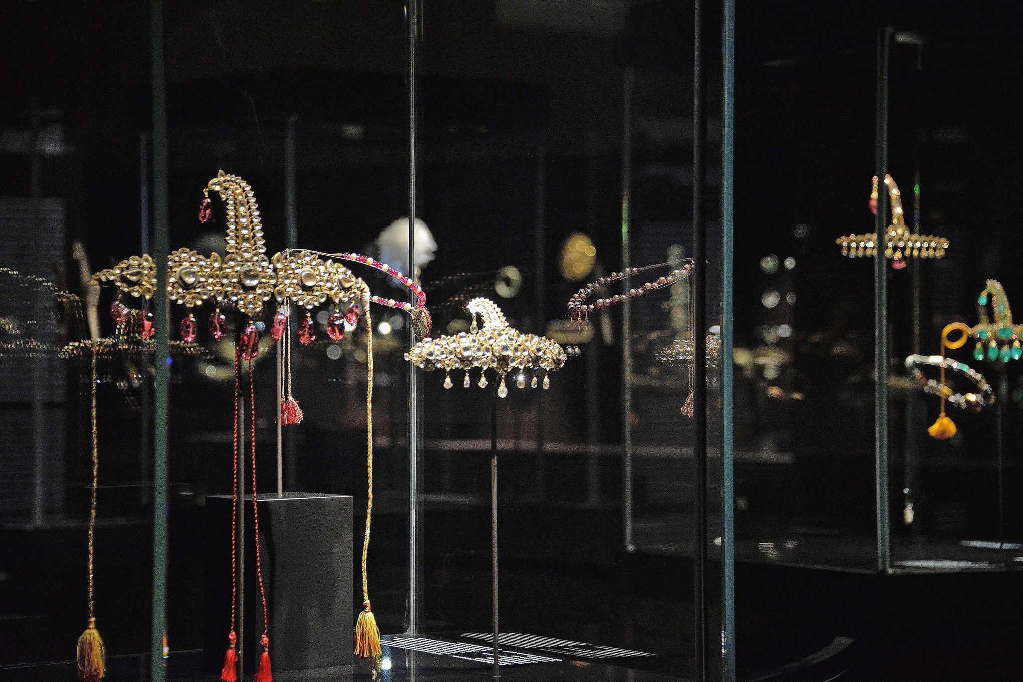 Al Thani Jewelry Collection at London's Victoria and Albert Museum