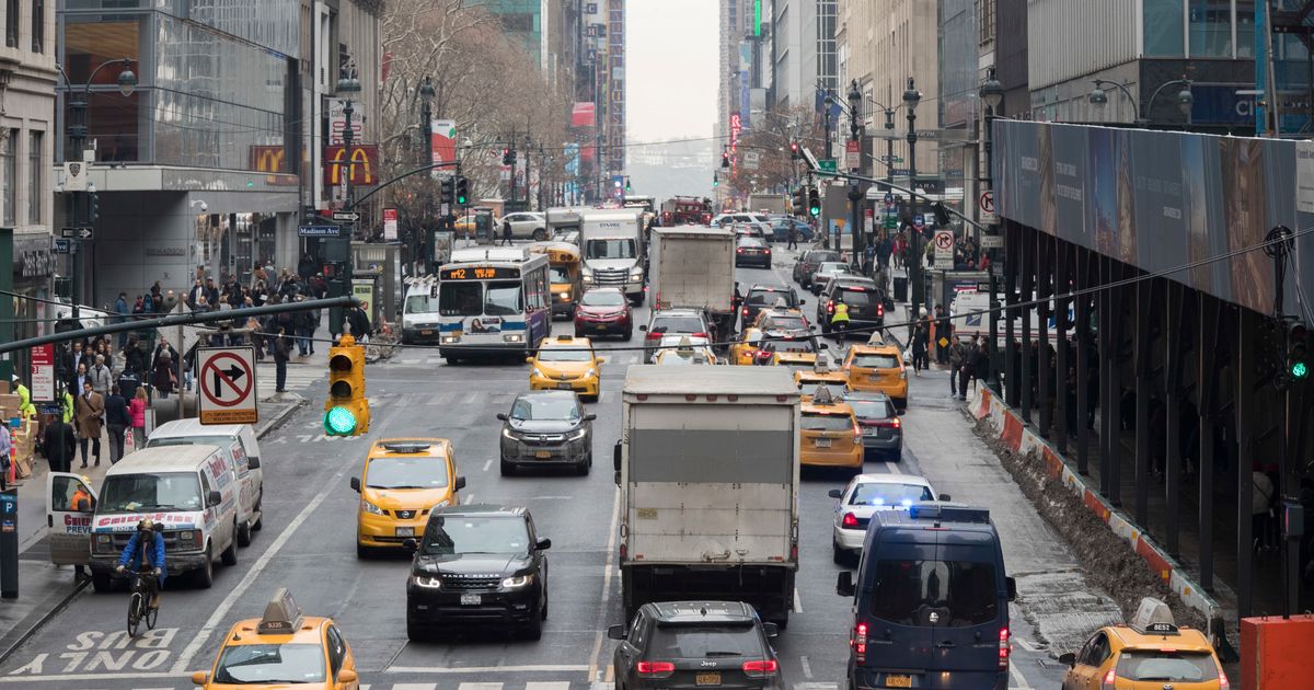 Plan to relieve Manhattan gridlock with tolls gains momentum | The ...