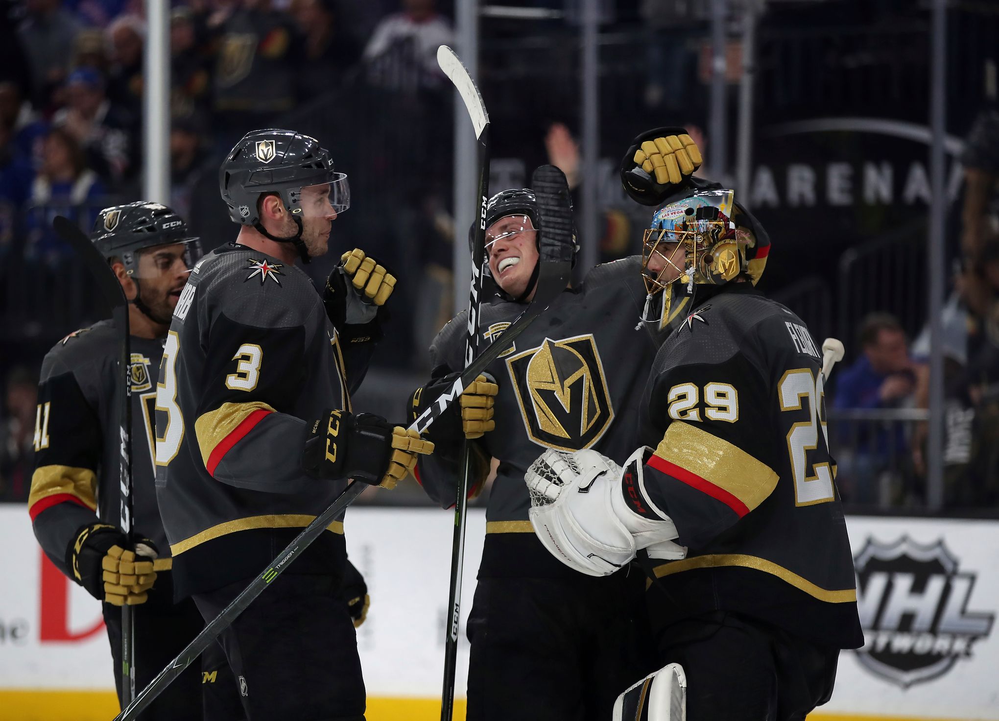 Vegas Golden Knights' uniforms stay true to owner's colors, Golden Knights/NHL