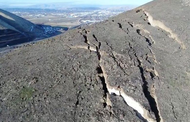 Geologist warns Yakima-area landslide could be worse than officials ...