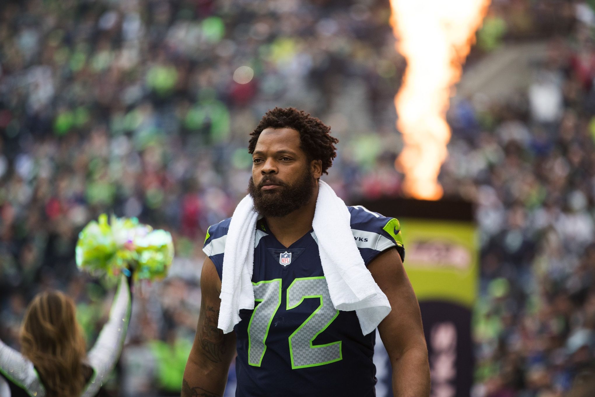 Seahawks teammates throw support behind Michael Bennett