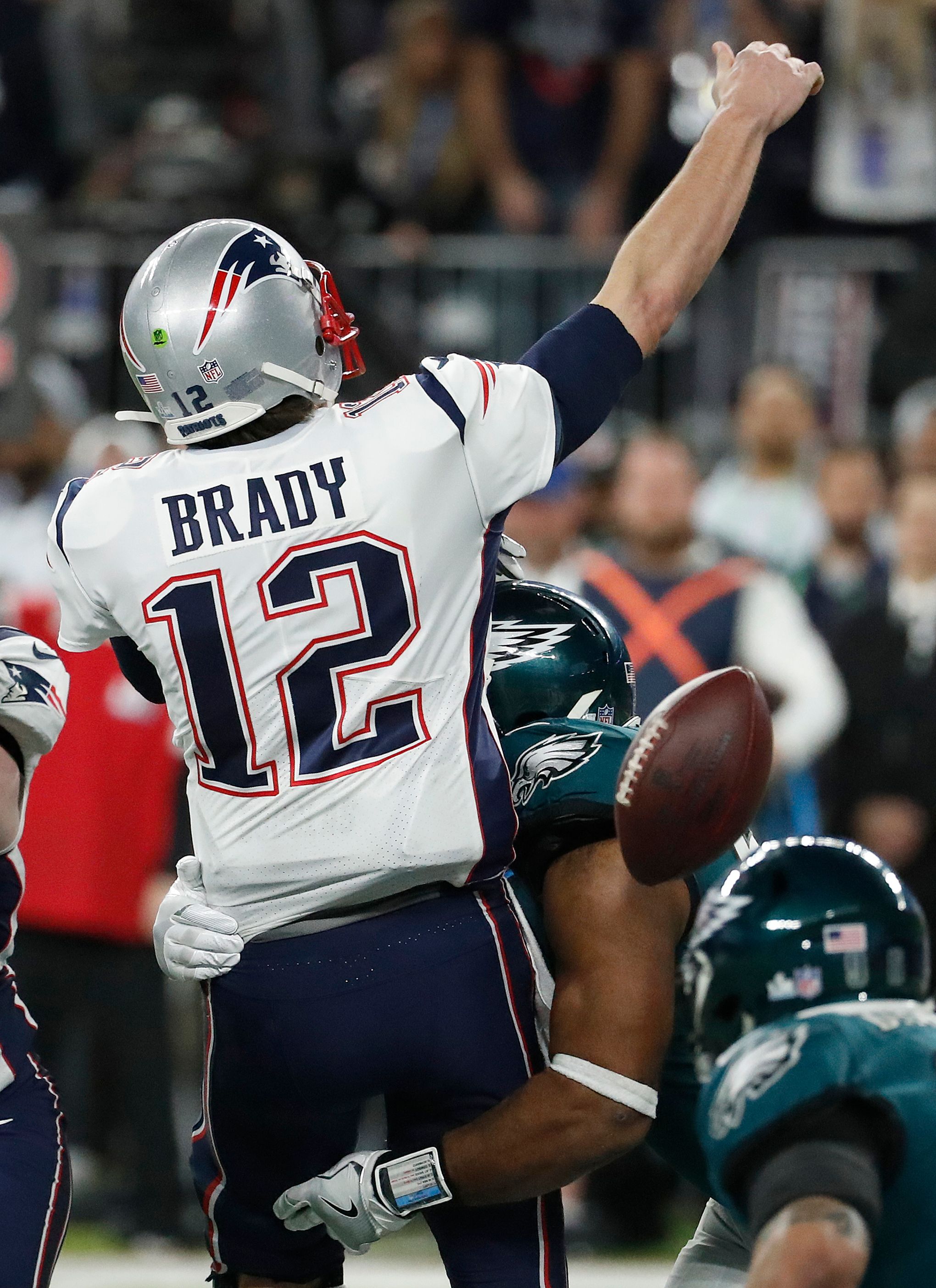 Super Bowl 2018: Eagles defense stops Tom Brady when it matters most