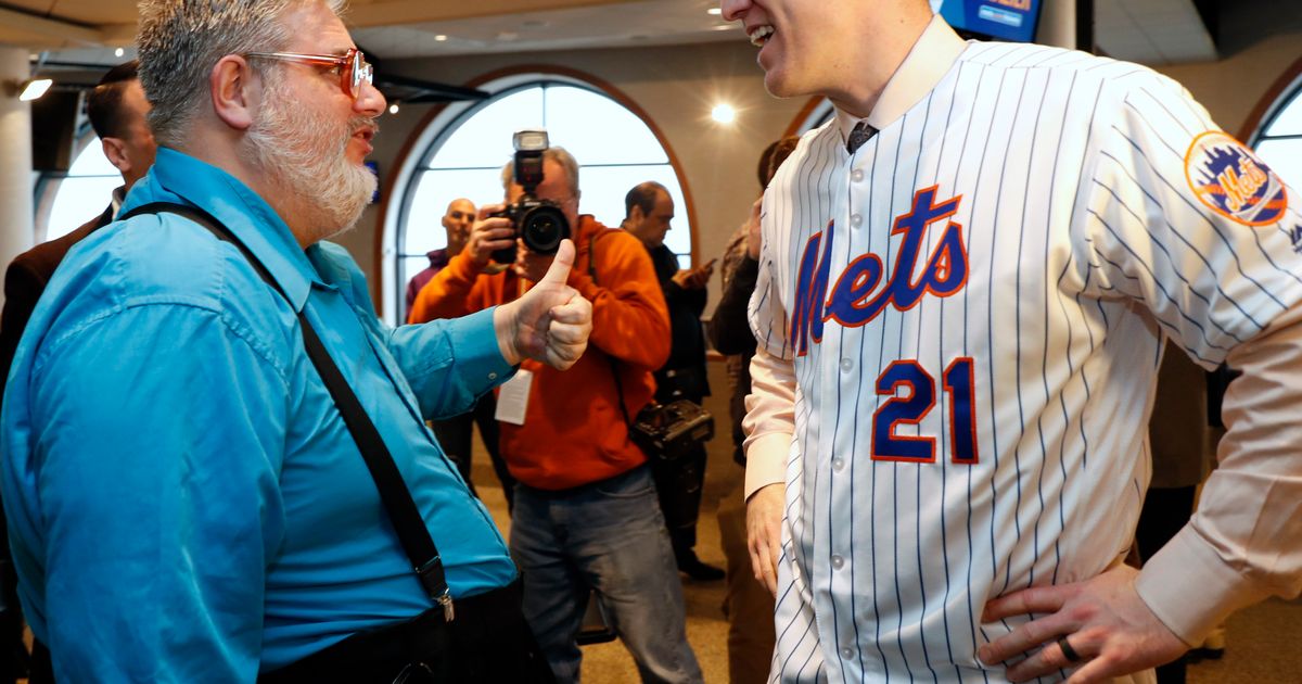 Mets get bargains, like savvy shoppers at a season closeout