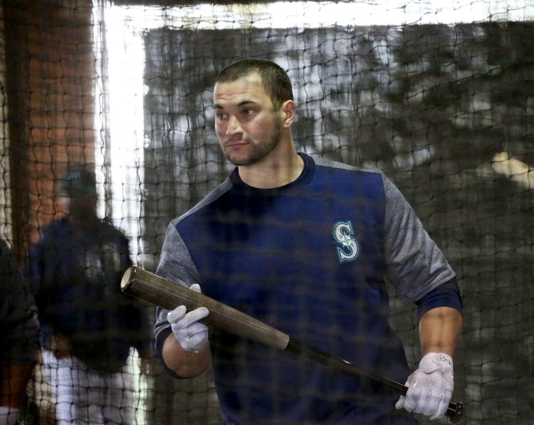 Mariners catcher Mike Zunino grows into major role with team