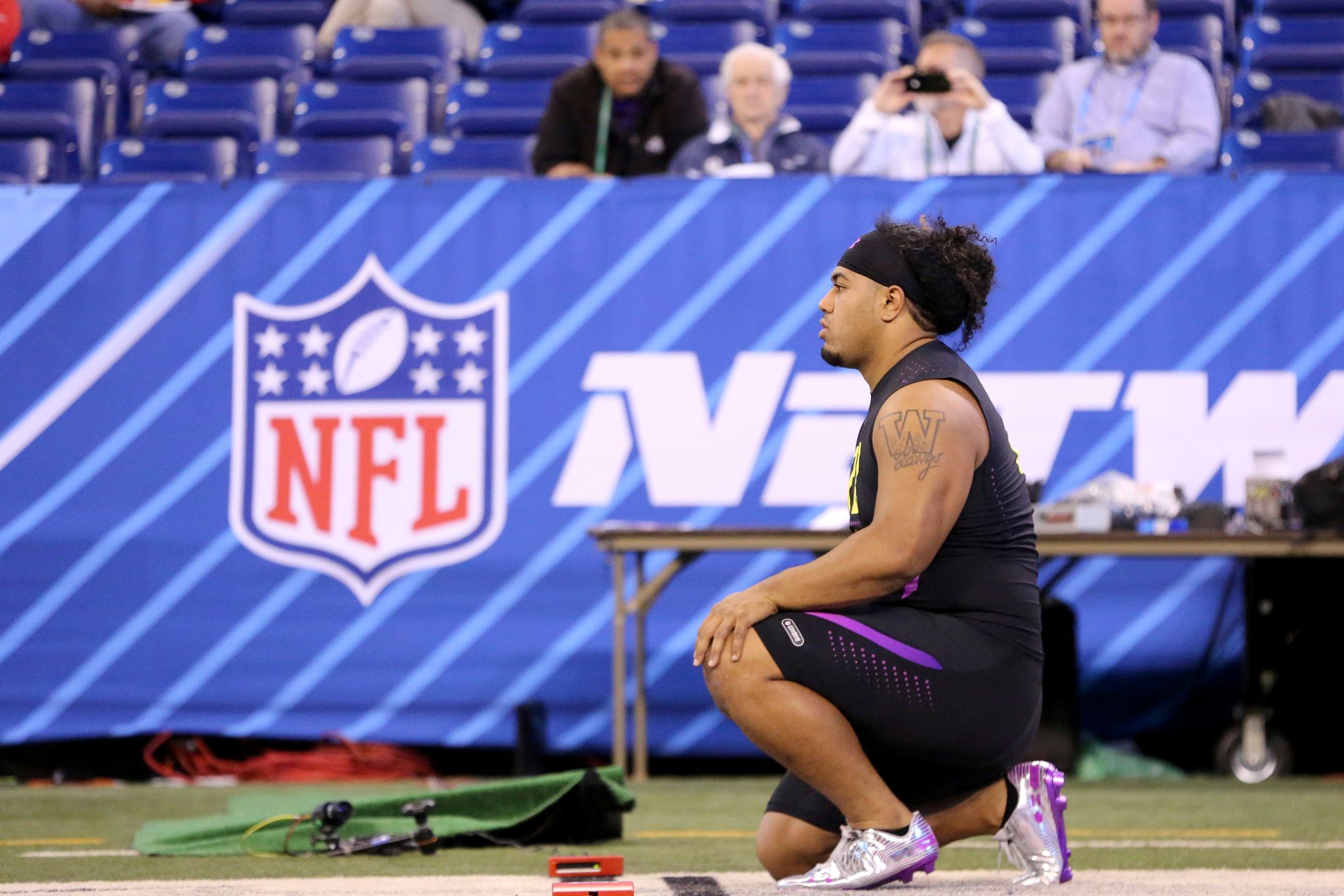 Strong showing at NFL Scouting Combine cements UW's Vita Vea's