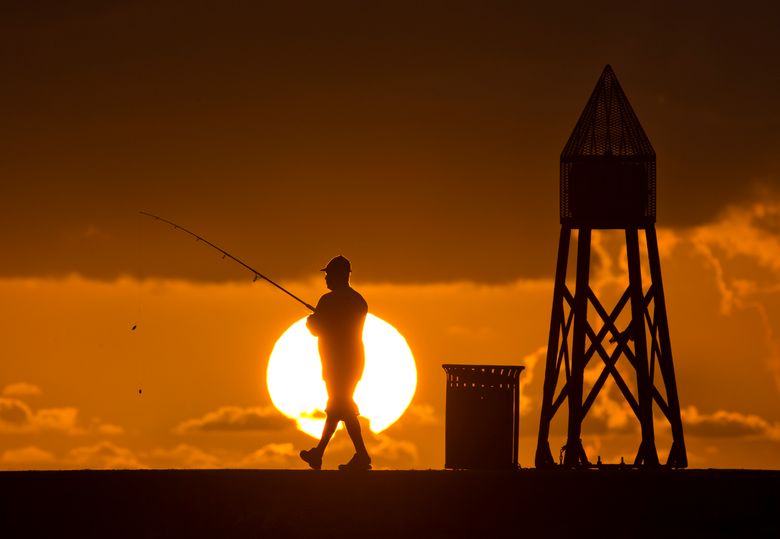 Sunshine Daydream: Florida Bill Would Make Daylight Saving Time