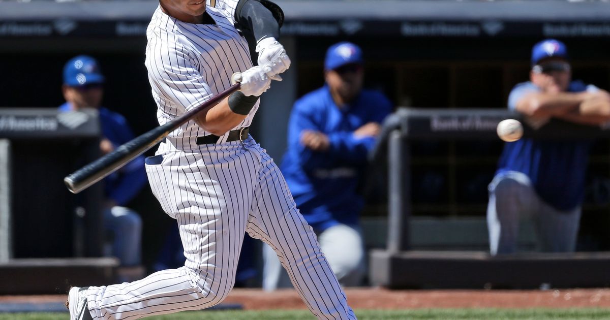 Gleyber Torres wearing No. 25, Mark Teixeira has no problem with it