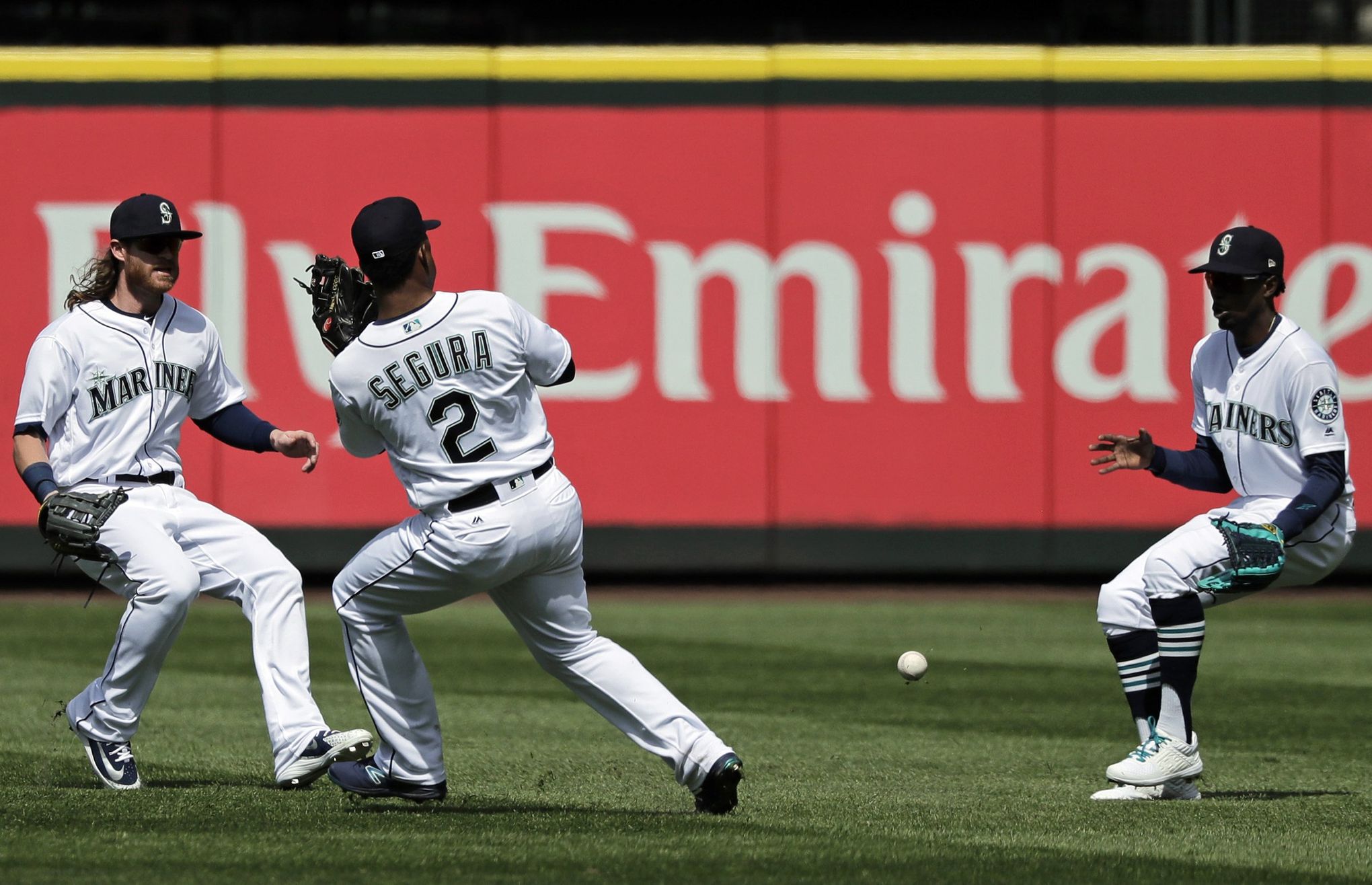 Houston Astros Win on Walk-Off Error in Weirdest Baseball Ending of 2018