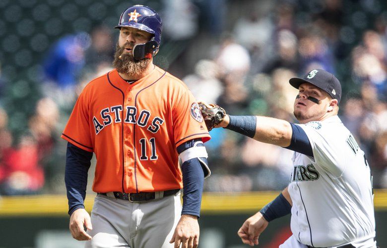 Evan Gattis, Max Stassi strong in Astros' win