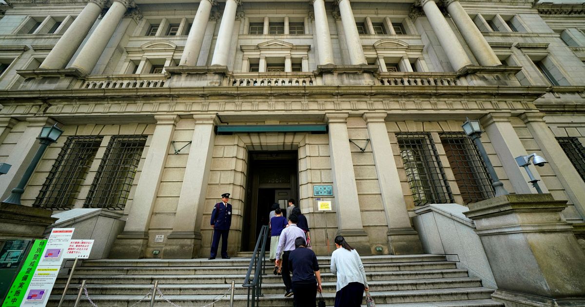 Japan survey shows corporate sentiment is worsening | The Seattle Times