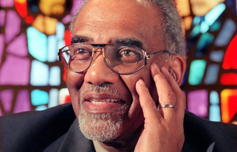 : MUCH-LOVED PASTOR TO STEP DOWN SOON : THE REV. SAMUEL MCKINNEY, PASTOR AND SEATTLE’S BEST-KNOWN CIVIL-RIGHTS LEADER, IS RETIRING.