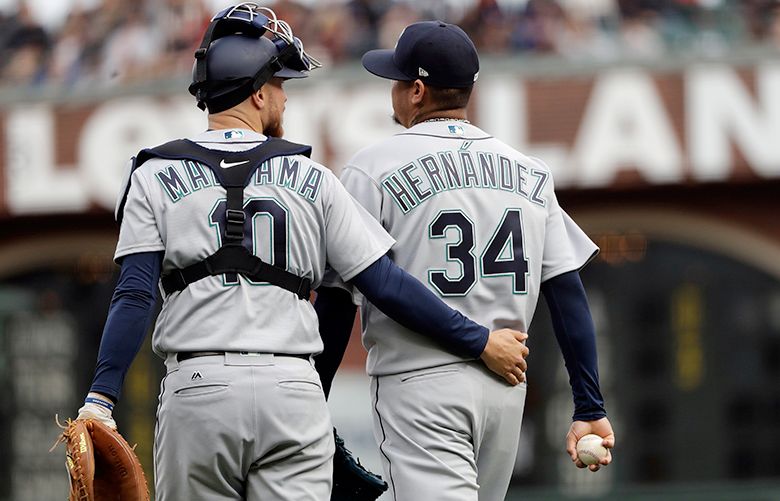 Felix Hernandez leads Seattle past Indians 5-1