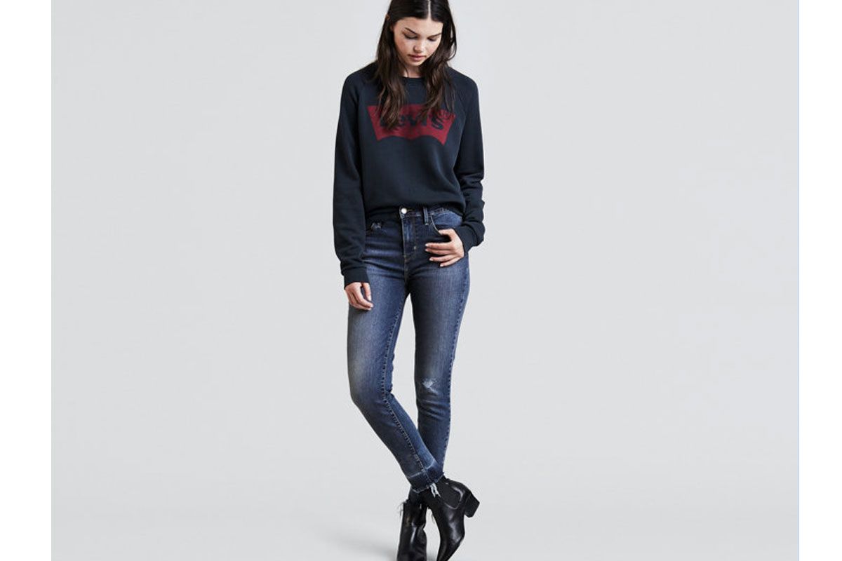 Levis hotsell hypersculpt jeans