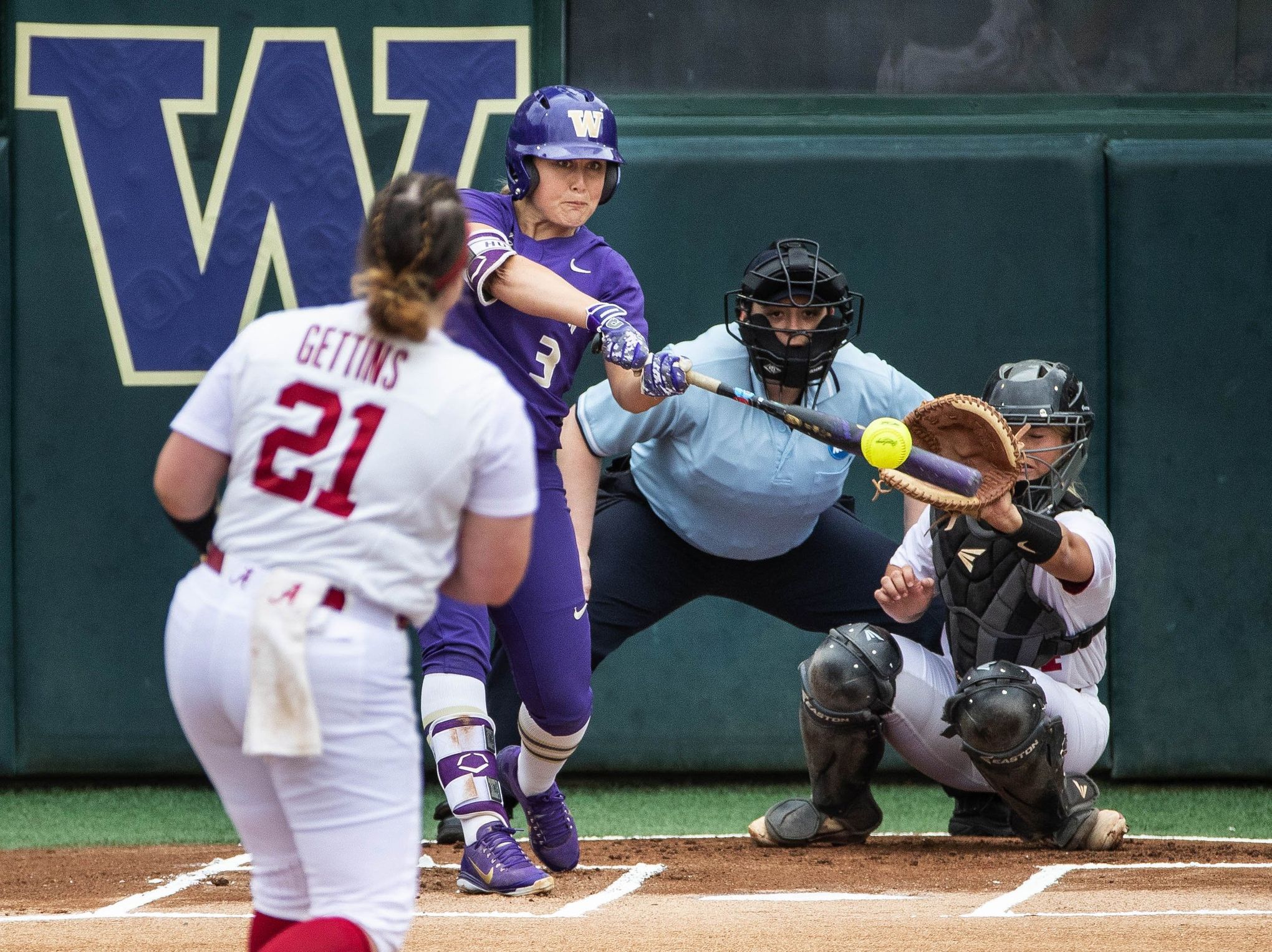 Alabama defeats UCLA, 6-0, to advance in Women's College World Series