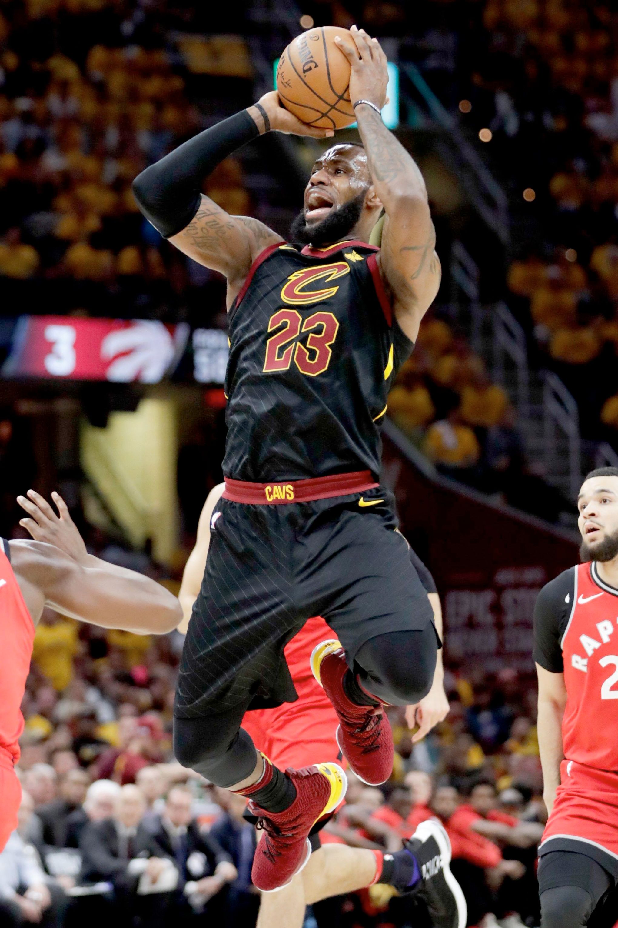 Don't waste your time with comparisons, just enjoy the greatness of LeBron  James | The Seattle Times, image size:2040x3062