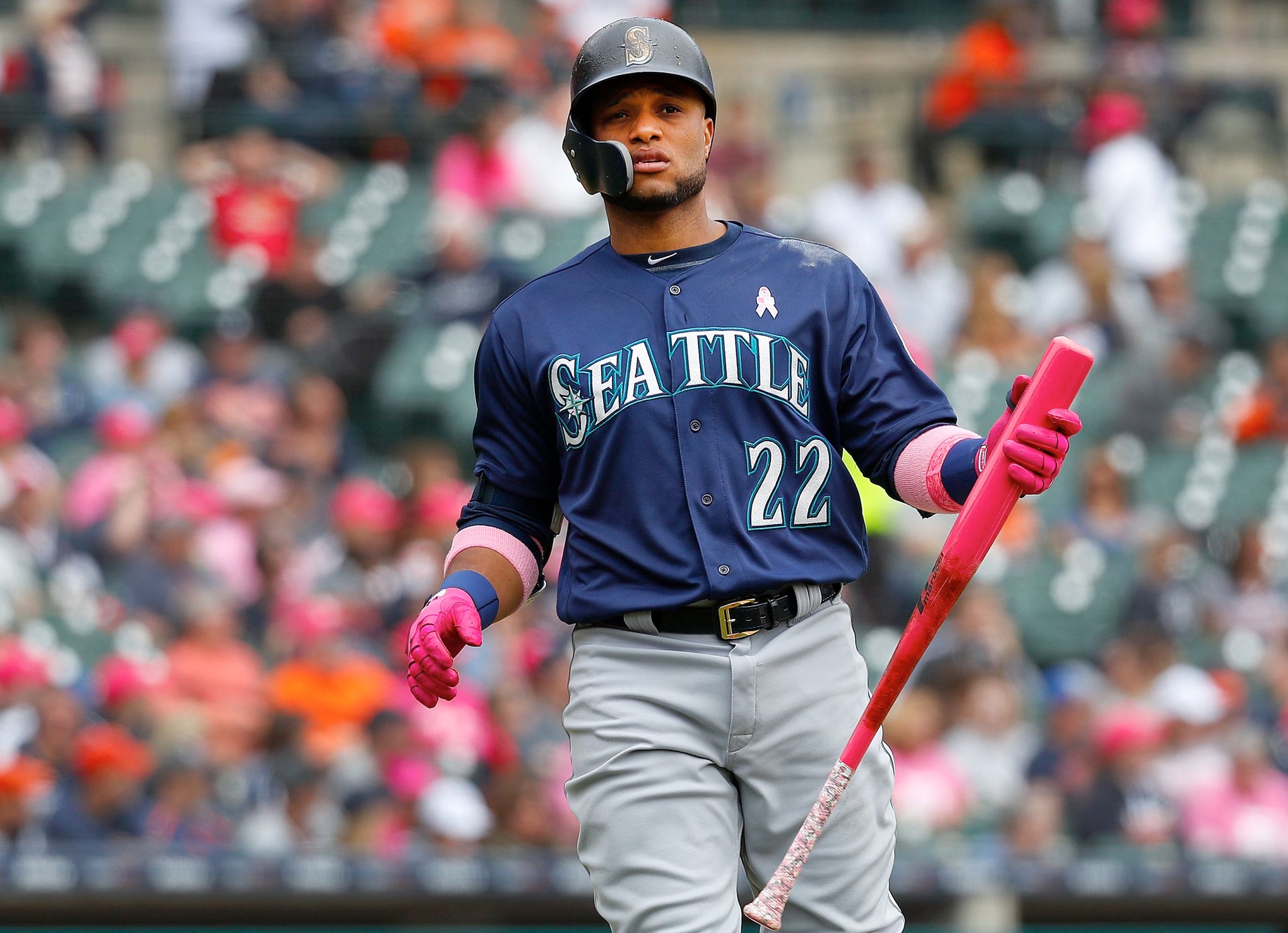 Mariners' Robinson Cano among latest in long line of Dominican players to  violate MLB drug policy