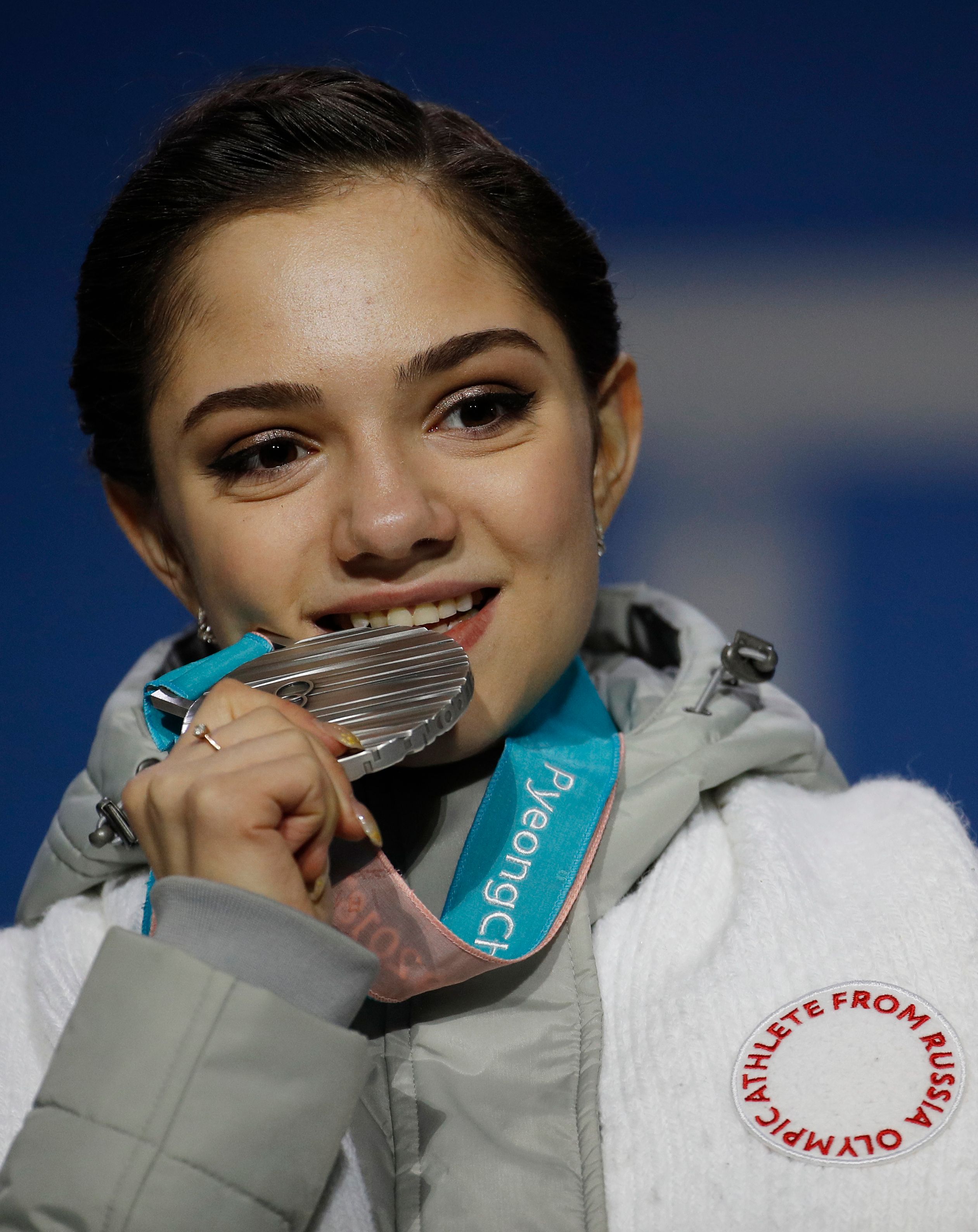 Hello Russia Evgenia Medvedeva 掲載！ Hello Russia Evgenia Medvedeva 掲載！ Evgenia Medvedeva: