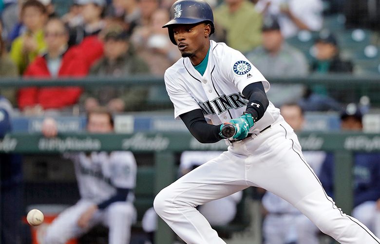 Another Mariners injury? Ichiro and Jean Segura exit Wednesday's