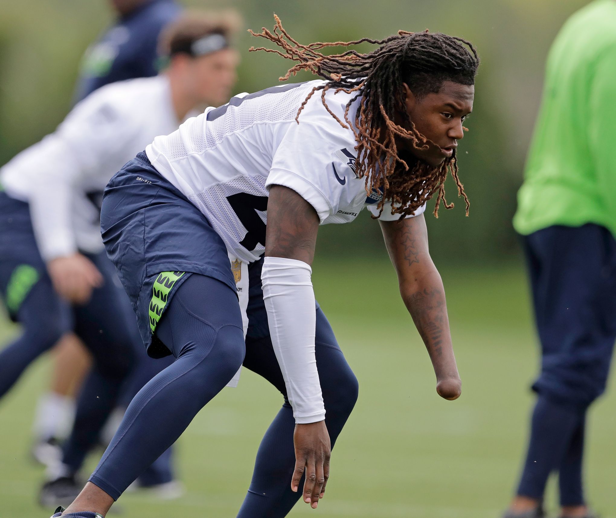 Seahawks sign draft picks Shaquem Griffin and Tre Flowers, make additions  of Keenan Reynolds and Dadi Nicolas official