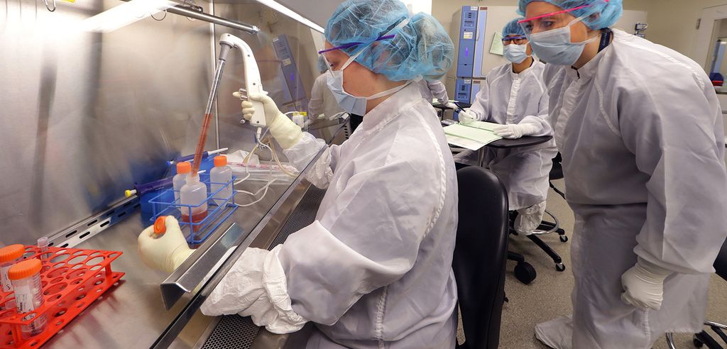 The Hutch closes in on a cancer cure | The Seattle Times