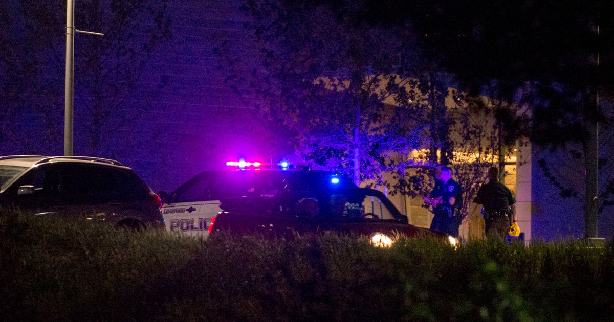 2 shot, wounded after graduation at Kansas megachurch | The Seattle Times