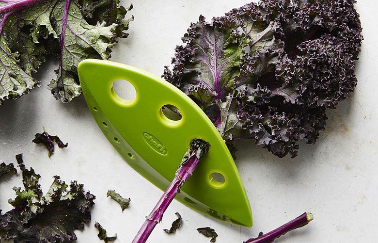 Chef'n Flexicado Avocado Slicer Plastic Green