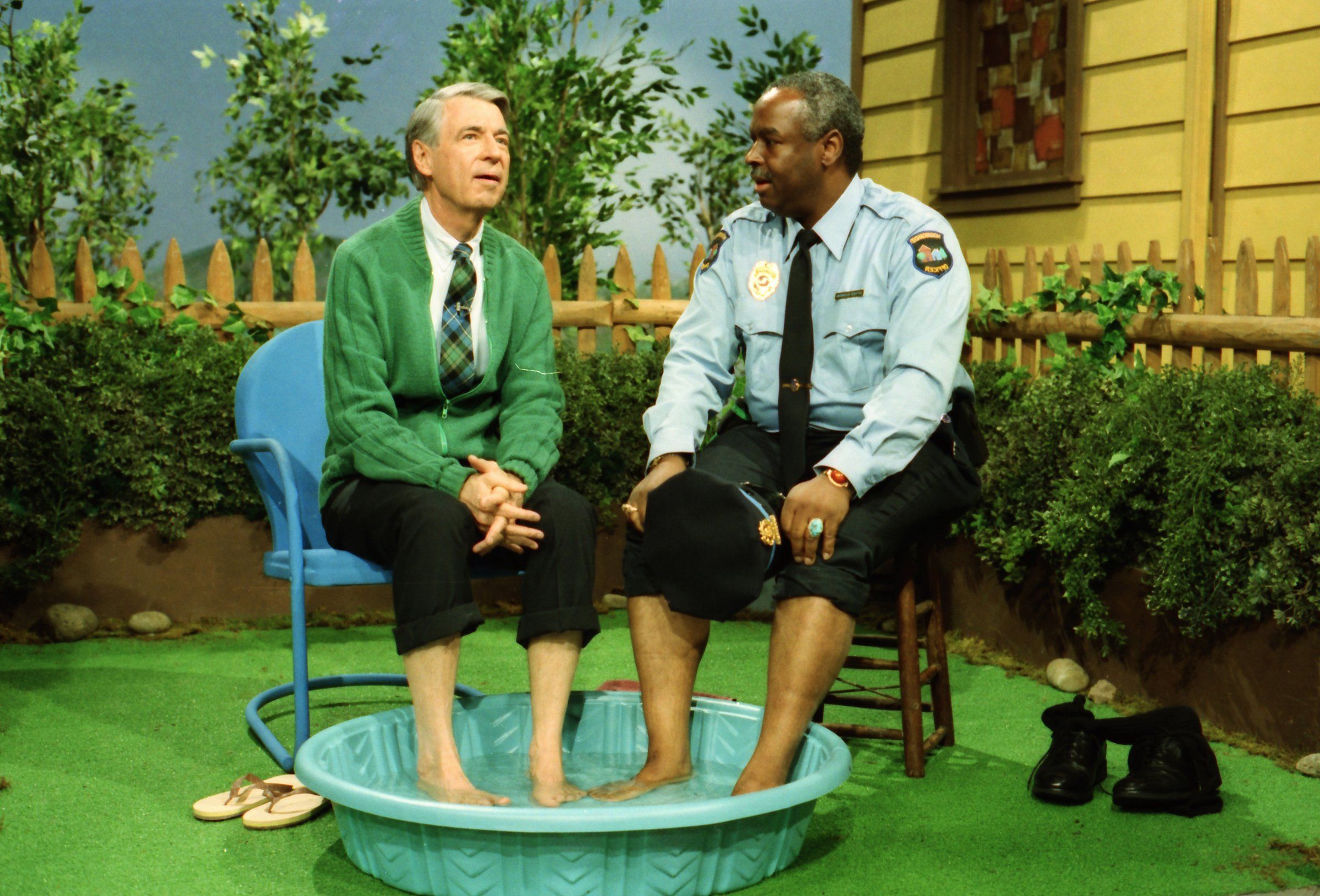 邦楽 cinema staff REAL For my neighbor Won't You Be My Neighbor? - Walmart.com