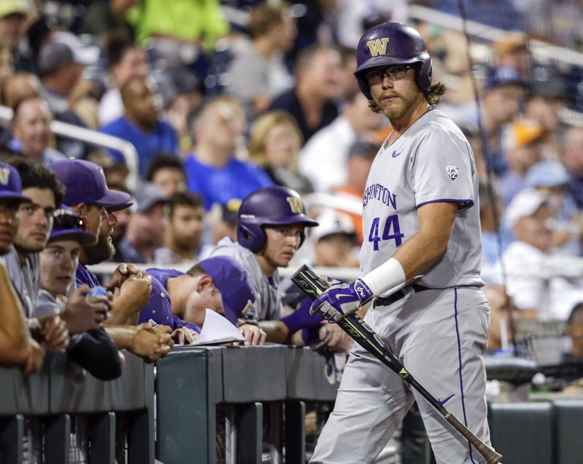 Washington Huskies baseball two wins away from first College World