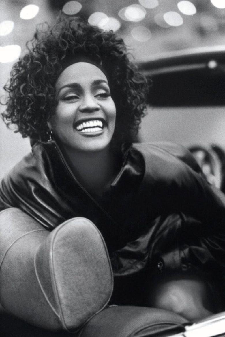 Whitney Houston 