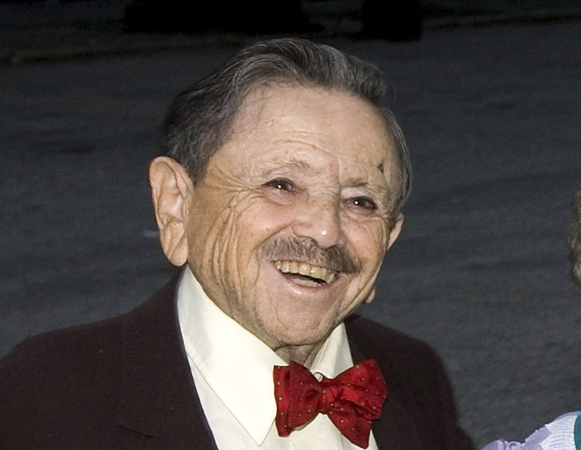 Last surviving 'Wizard of Oz' Munchkin, Jerry Maren, dies at 99