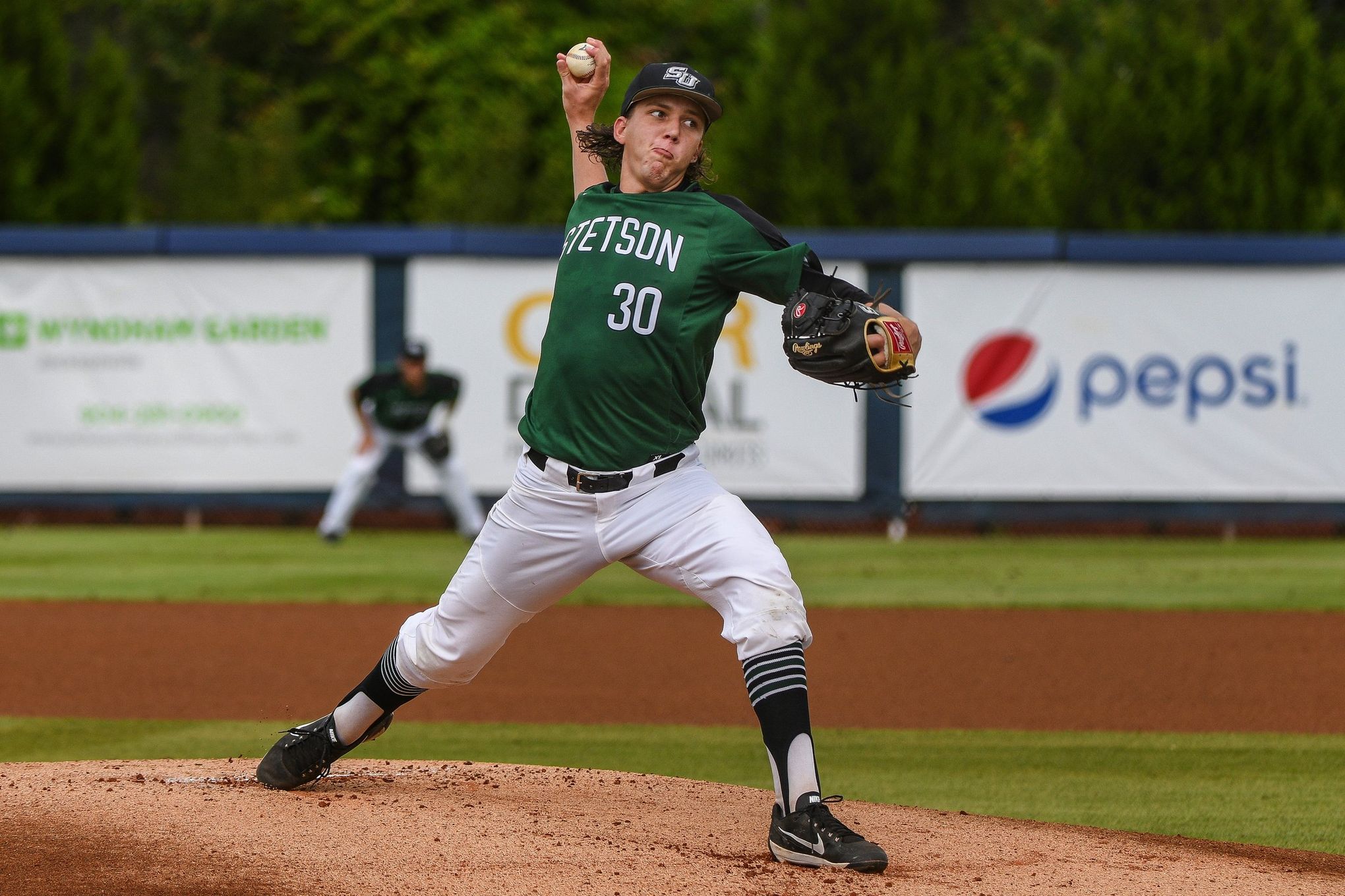 Mariners select Stetson University pitcher Logan Gilbert in first round of  MLB draft