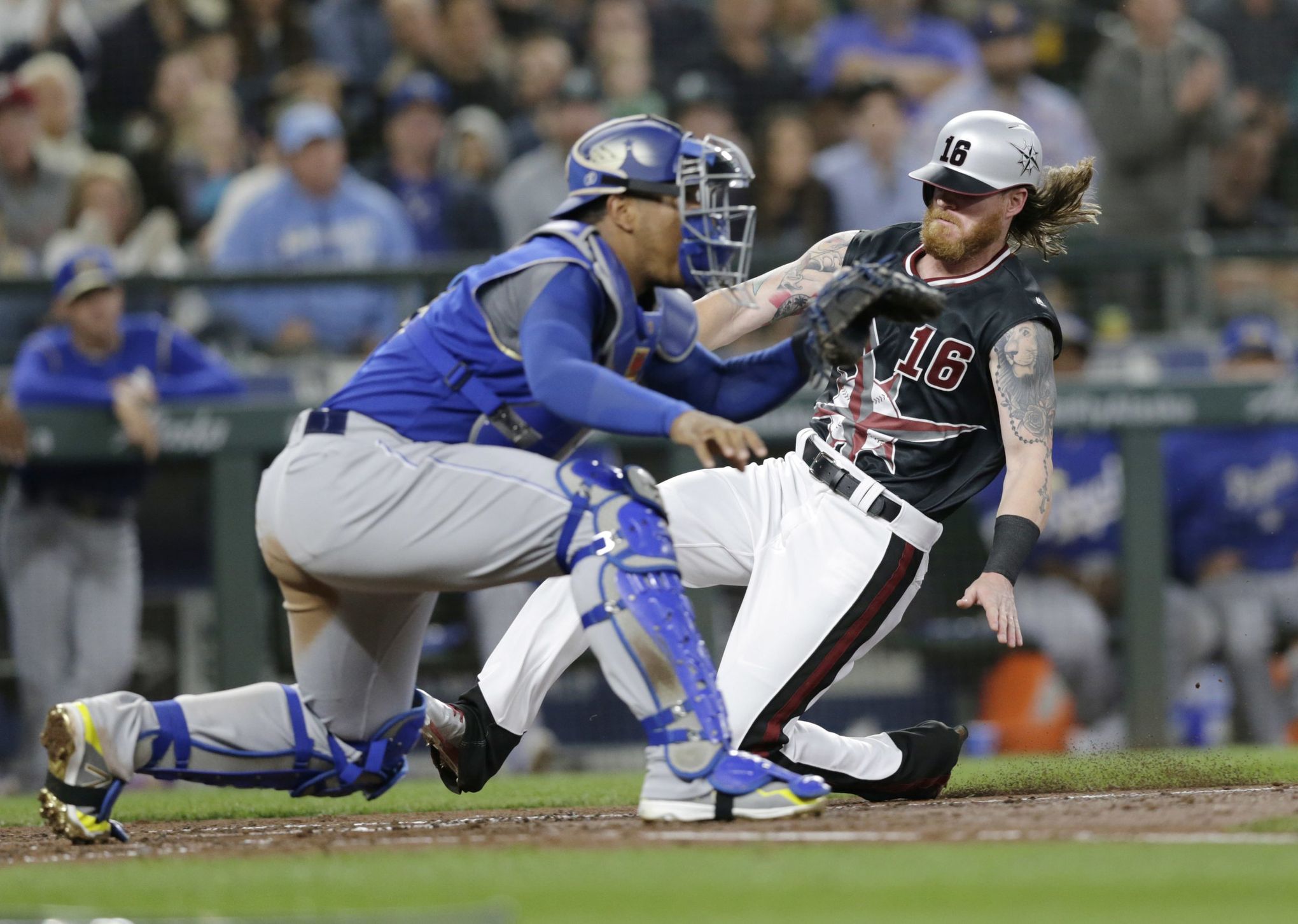 Mariners, Royals hold another 'Turn Ahead the Clock Night