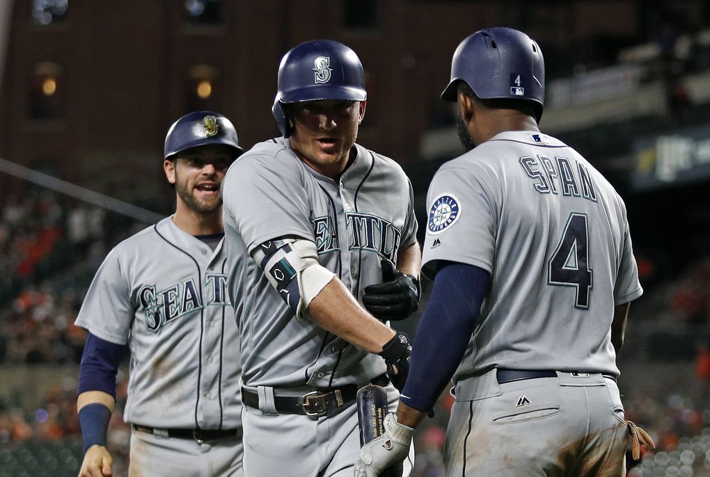 It happened! Edwin Diaz notched 50 saves so Scott Servais now has a new  haircut