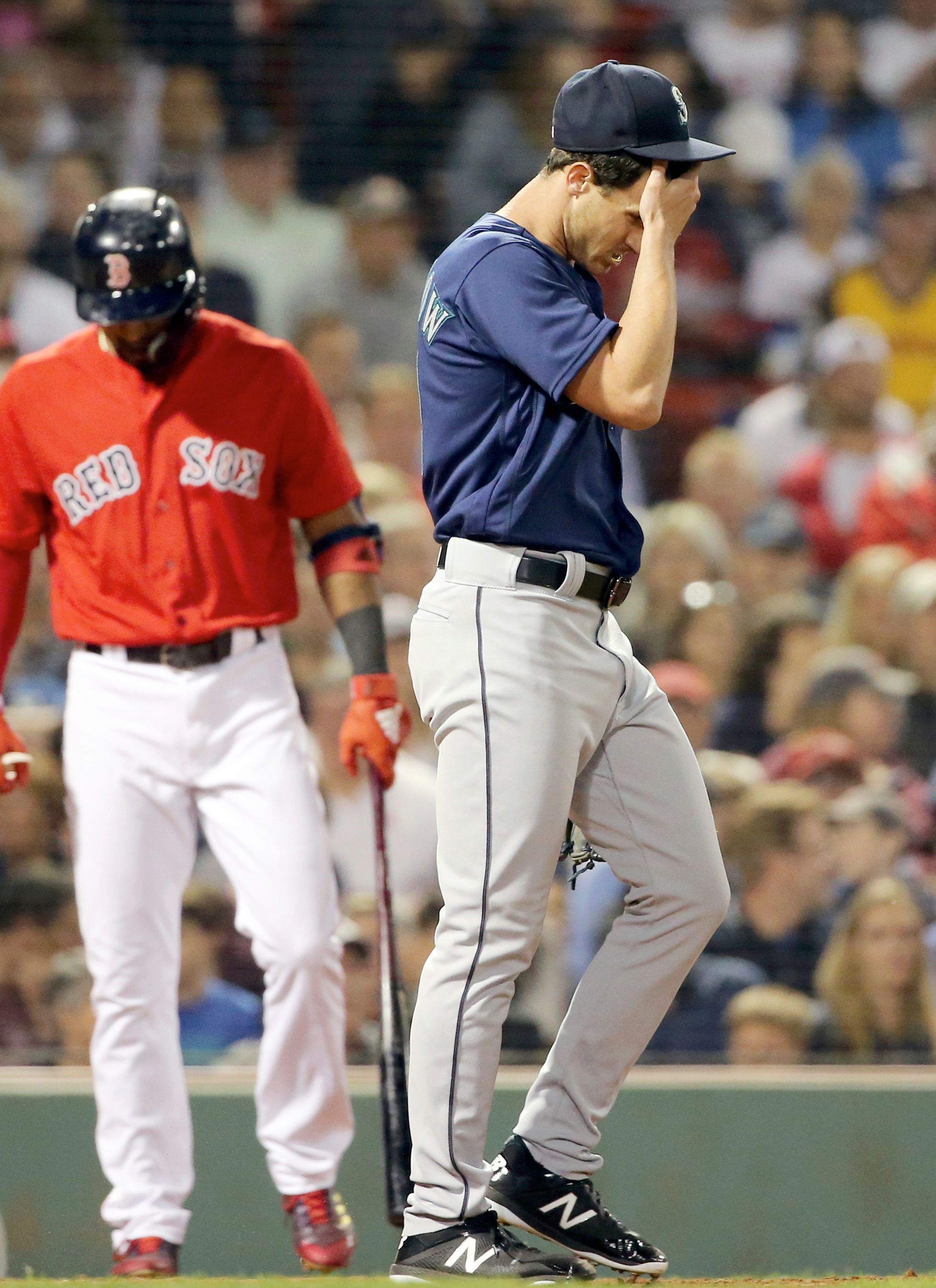 Red Sox pounded by Mariners in 4th straight loss