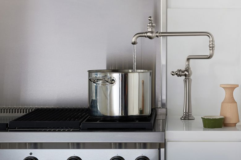 Pot-filler faucet adds convenience for home chefs | The Seattle Times